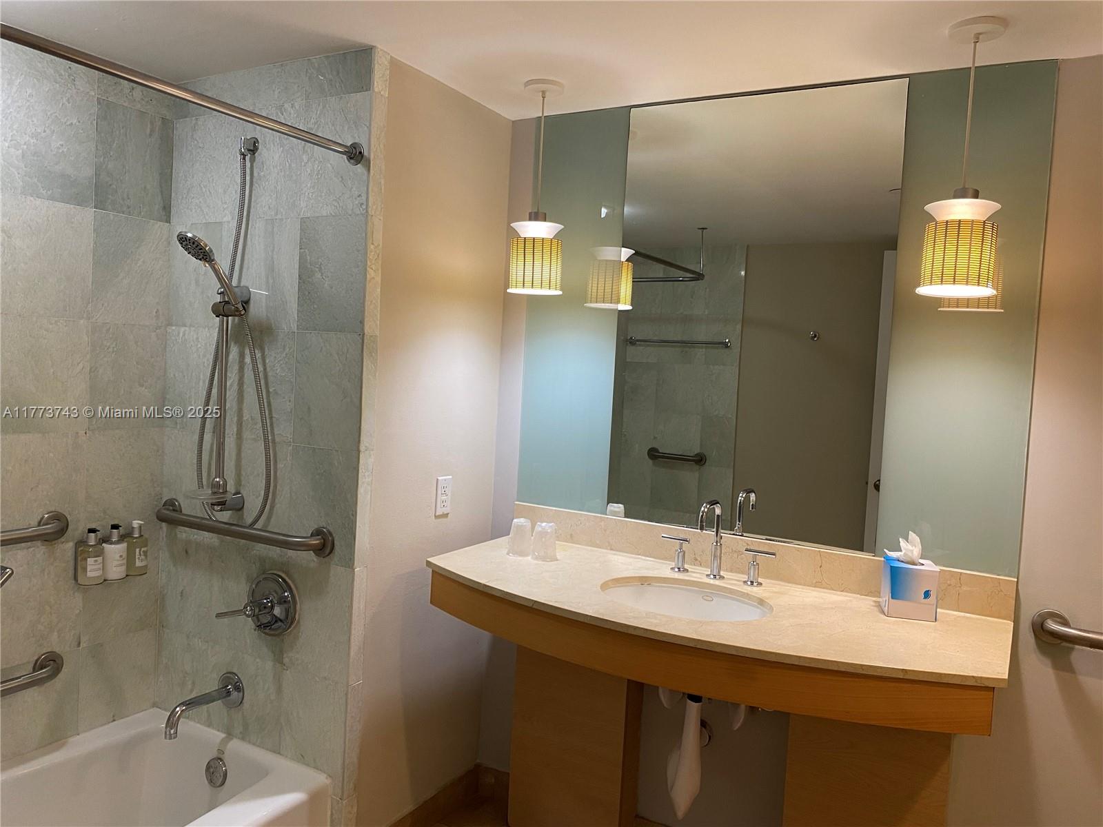 18683 Collins Ave 2103 Property Photo 19