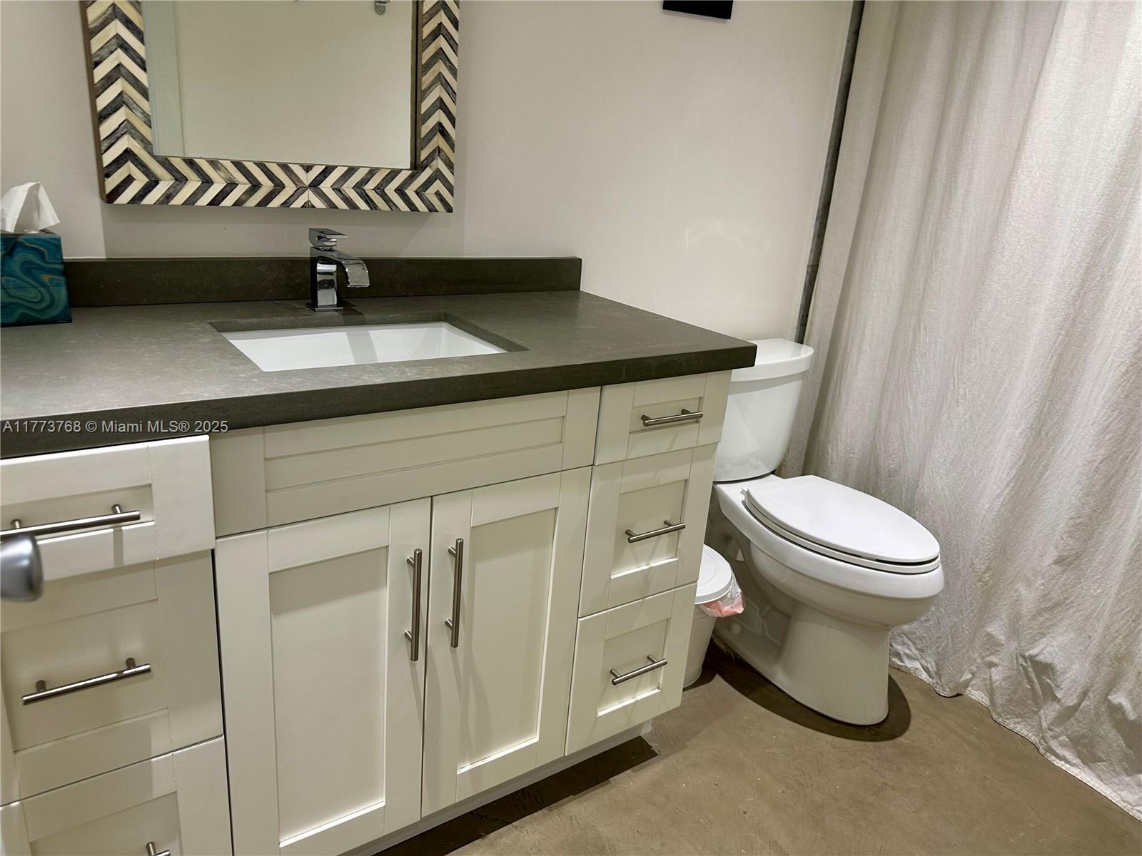 250 Galen Dr 25 Property Photo 3