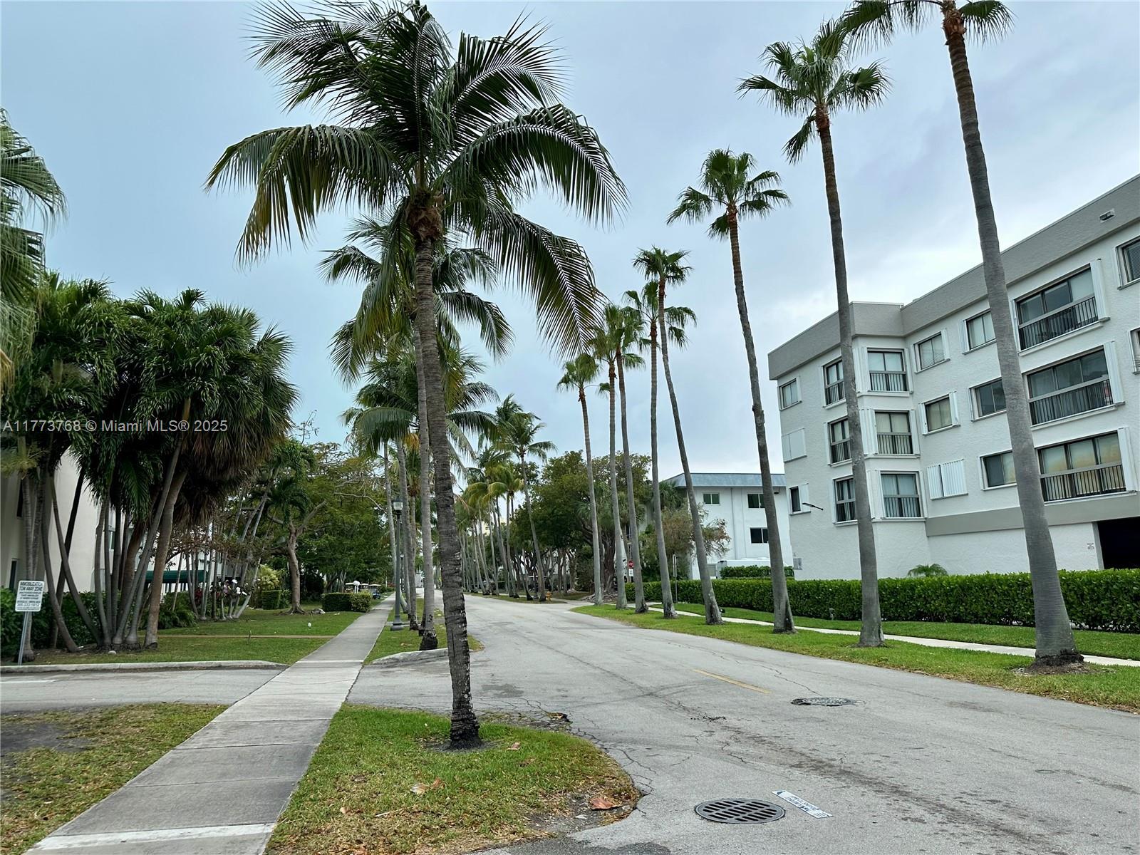 250 Galen Dr 25 Property Photo 10