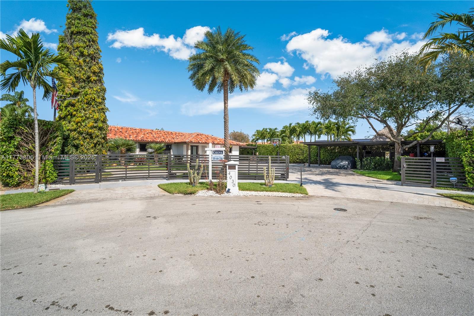 4030 Sw 141st Pl Property Photo