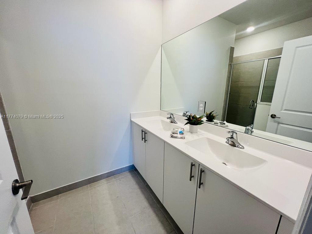 11929 Sw 247th Ter 11929 Property Photo 13