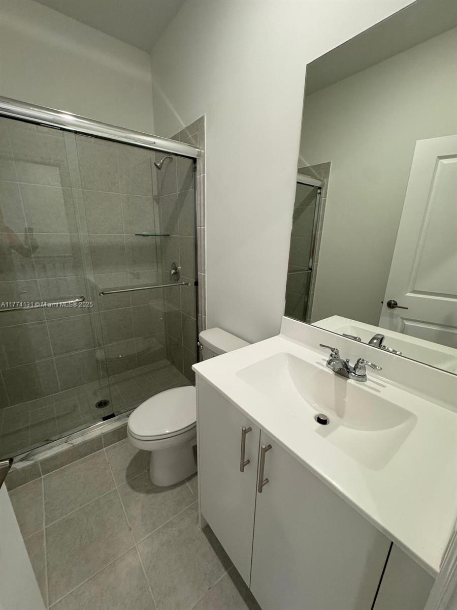 635 Se 13th St Cir . Property Photo 12