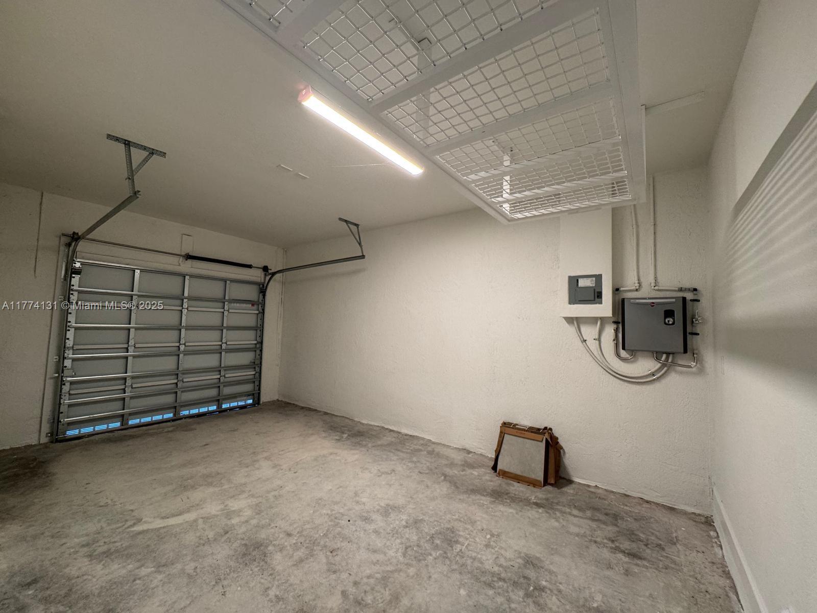 635 Se 13th St Cir . Property Photo 18