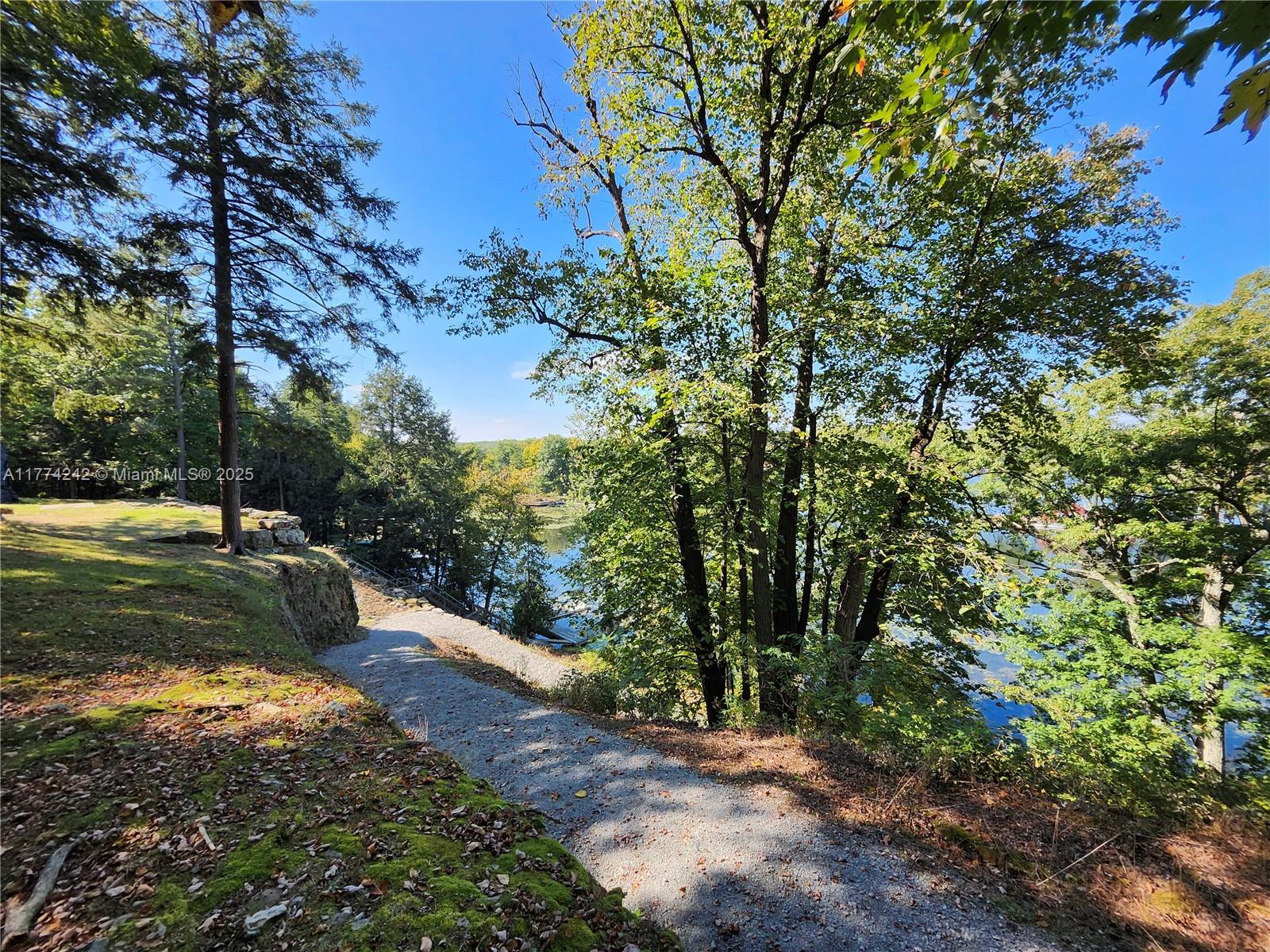 18443 Otter Point Road Property Photo 7