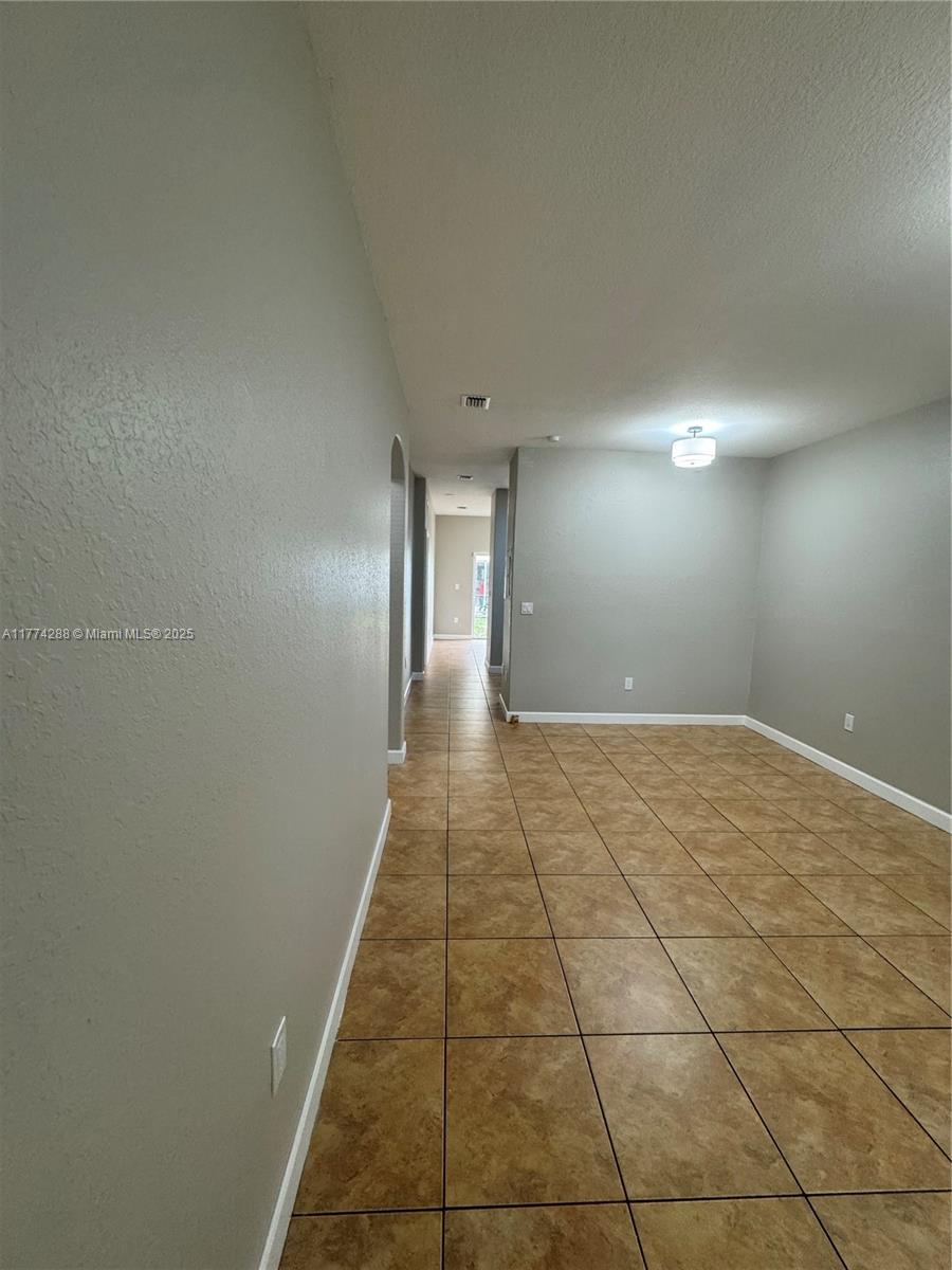 1661 Se 29th Ct 108 Property Photo 42