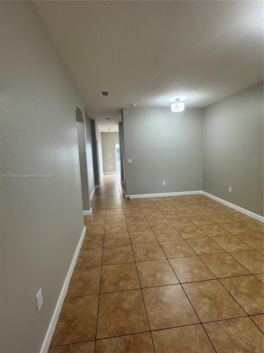 1661 Se 29th Ct 108 Property Photo 43