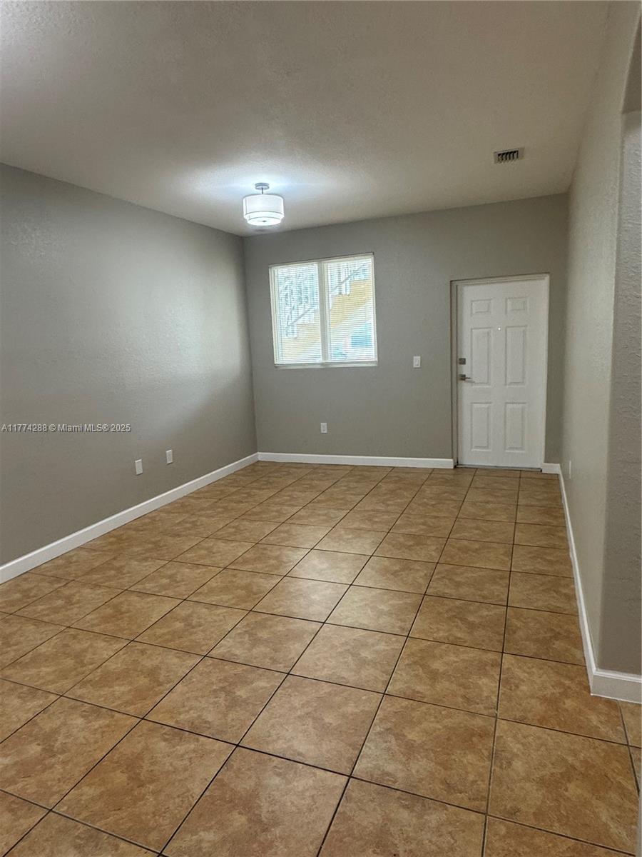 1661 Se 29th Ct 108 Property Photo 45