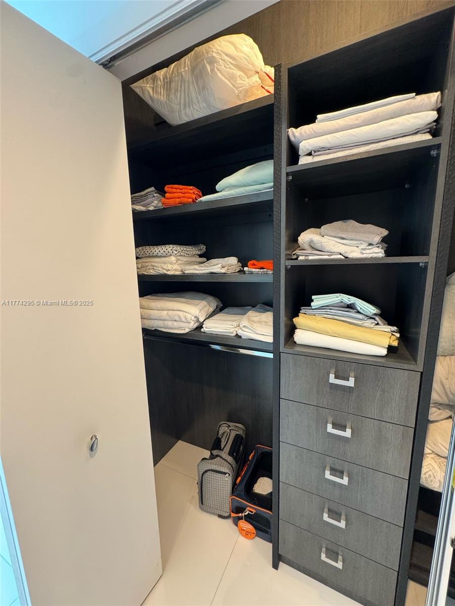 17121 Collins Ave 1802 Property Photo 17