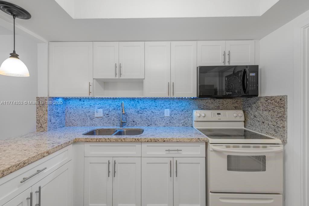 1101 Hillcrest Ct 315 Property Photo 6