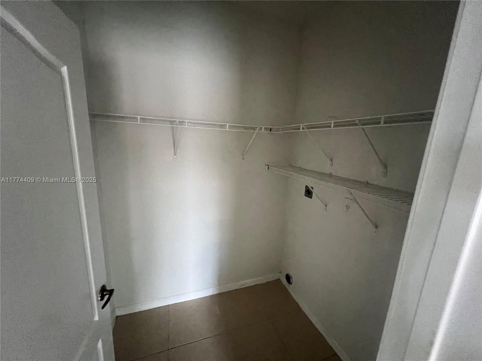 3982 Ne 12th Dr Property Photo 14