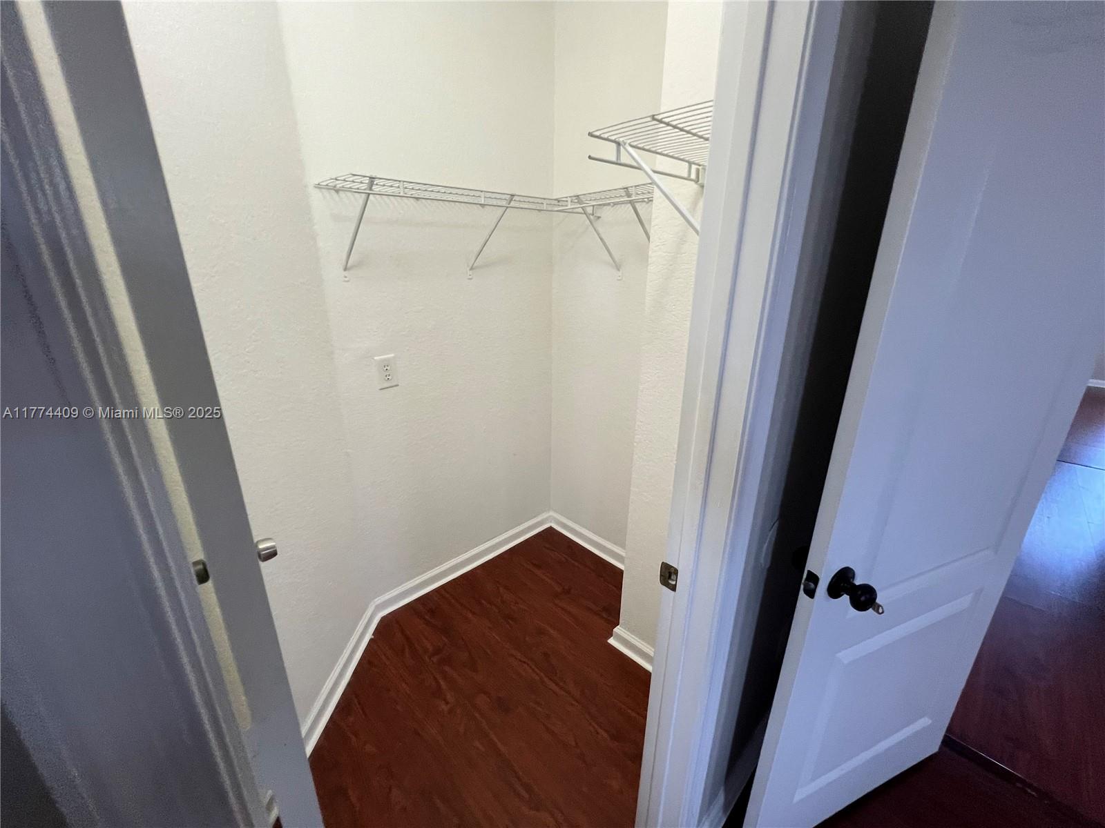 3982 Ne 12th Dr Property Photo 19