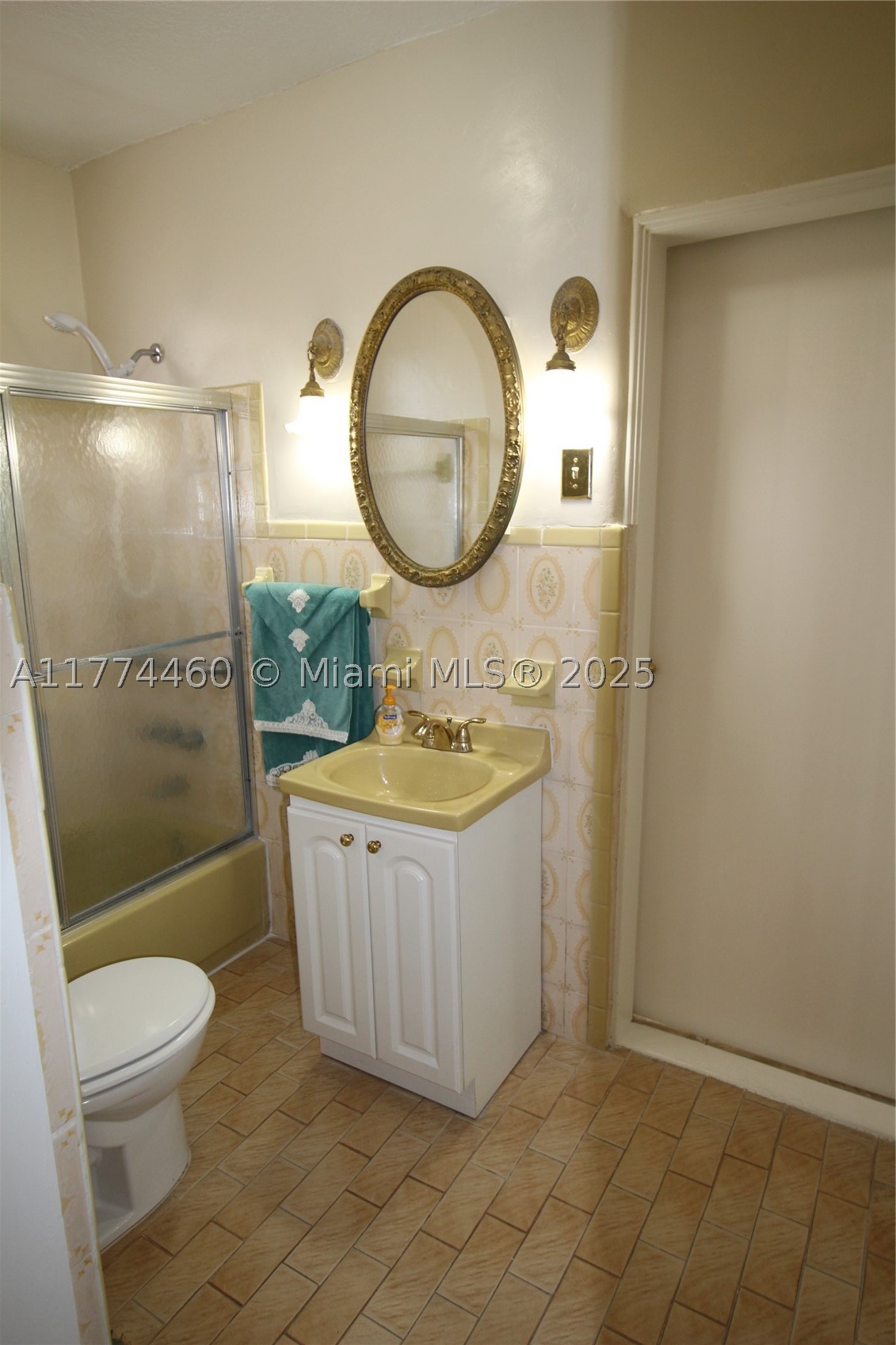 870 Nw 14th Ct Property Photo 27