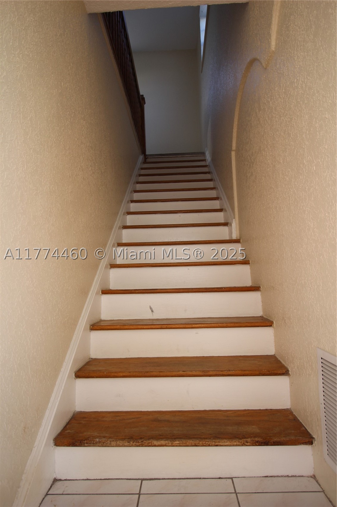 870 Nw 14th Ct Property Photo 34