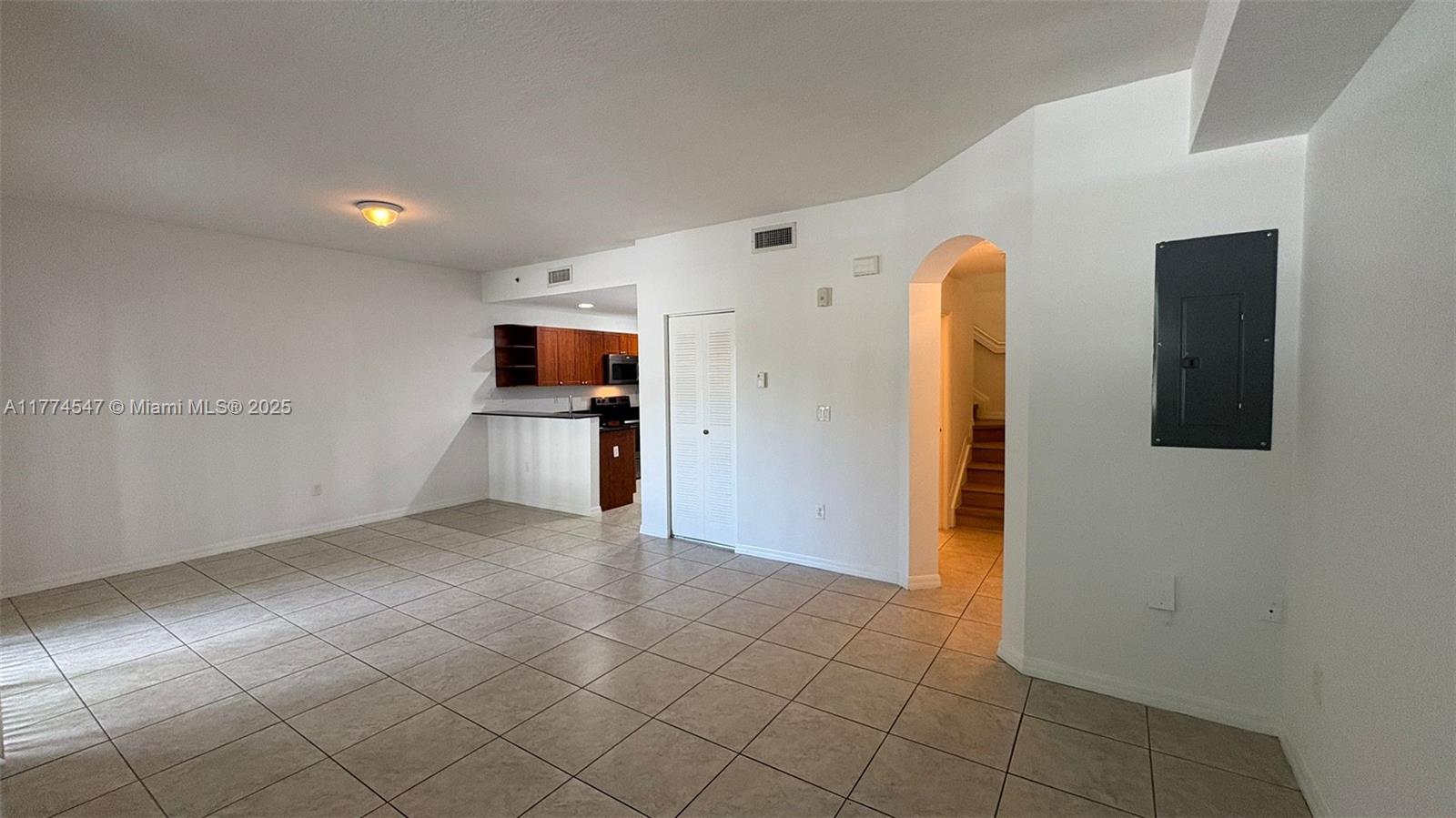 8933 Nw 107th Ct 204 Property Photo 6