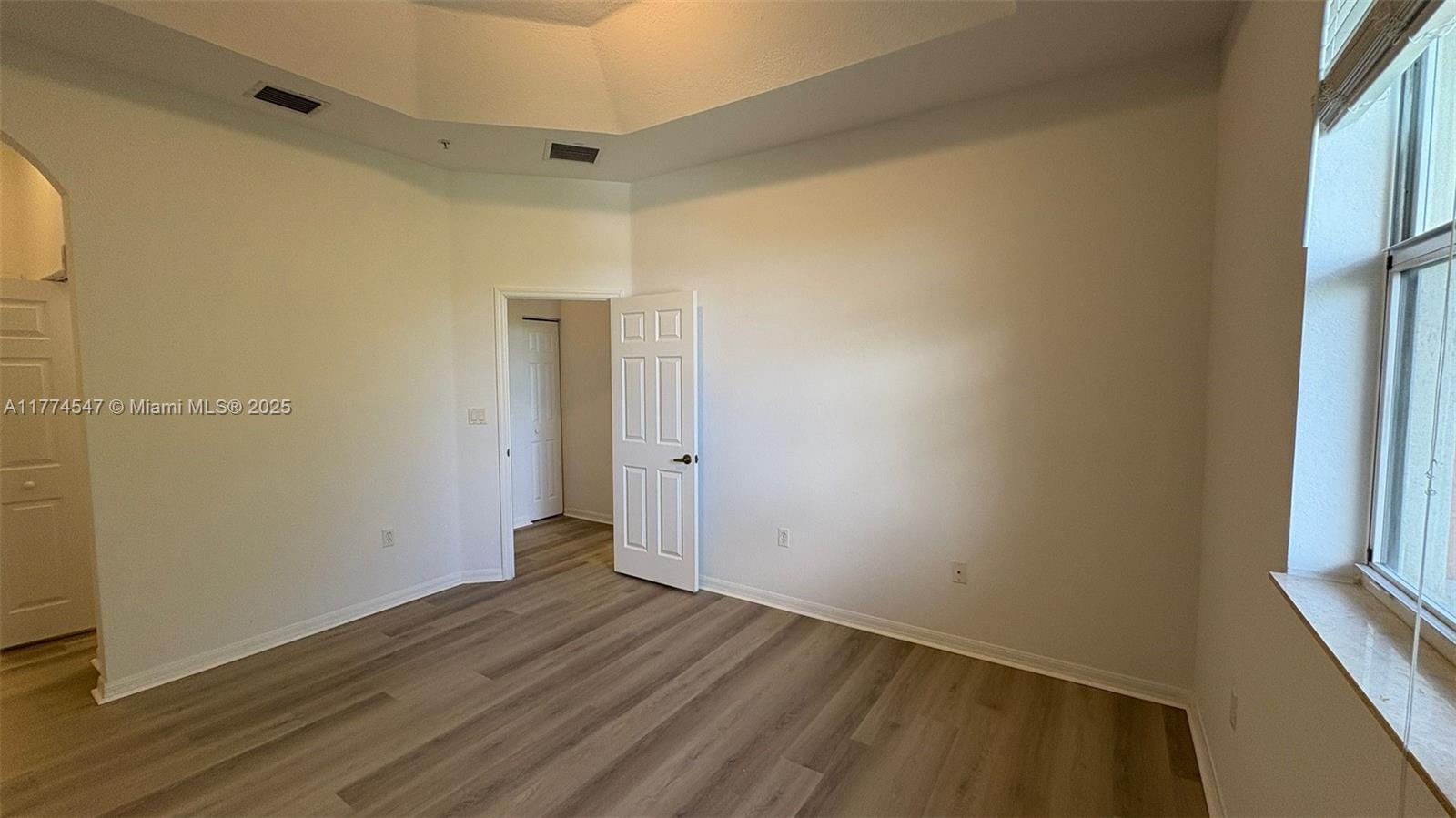 8933 Nw 107th Ct 204 Property Photo 12