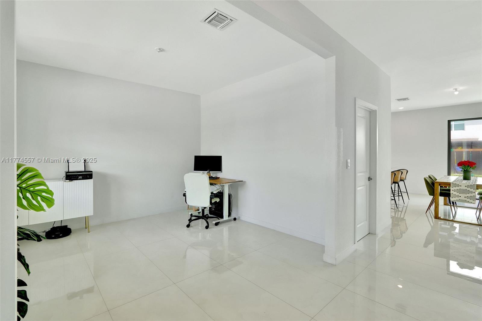 12973 Sw 266th Ter Property Photo 6