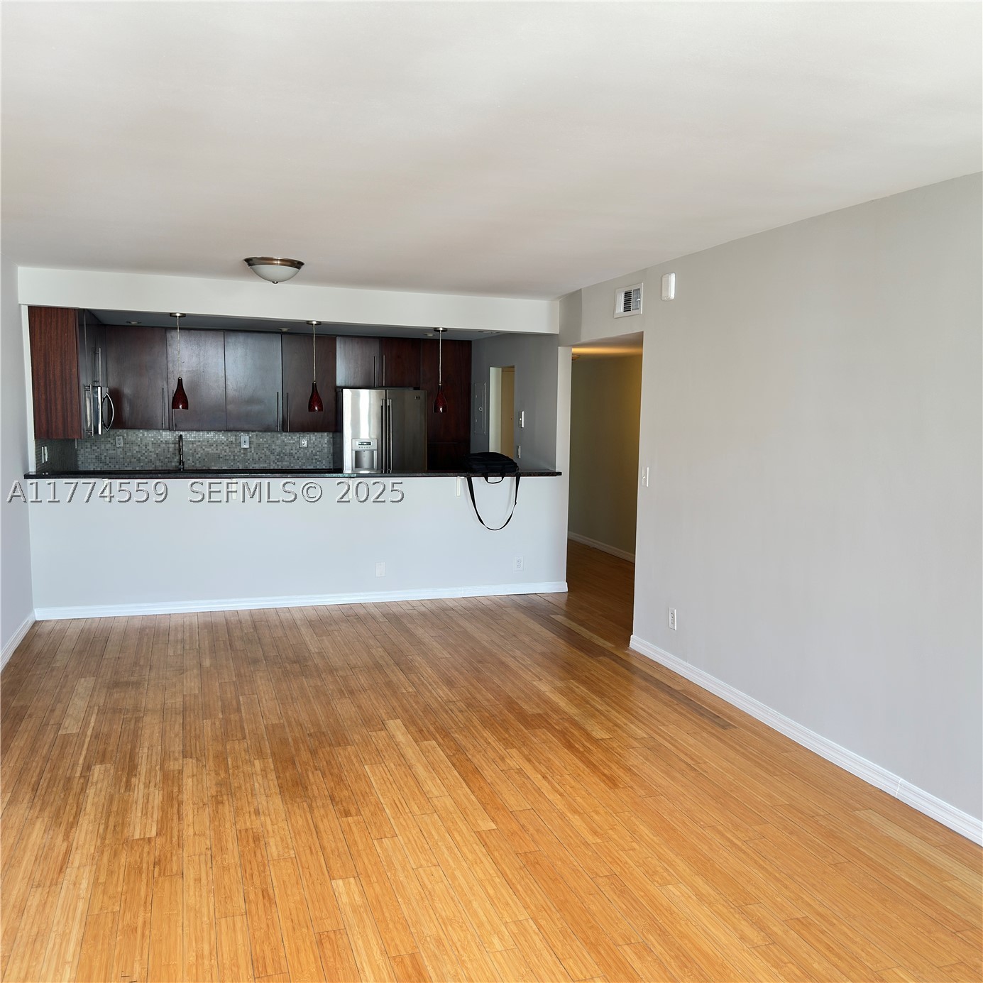 19390 Collins Ave 1614 Property Photo 5