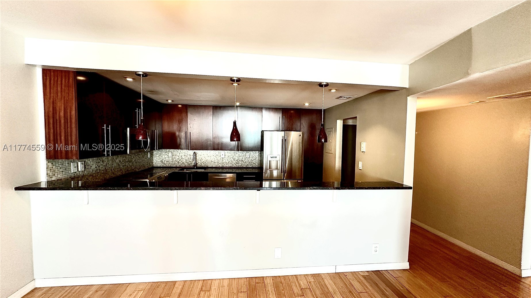 19390 Collins Ave 1614 Property Photo 10