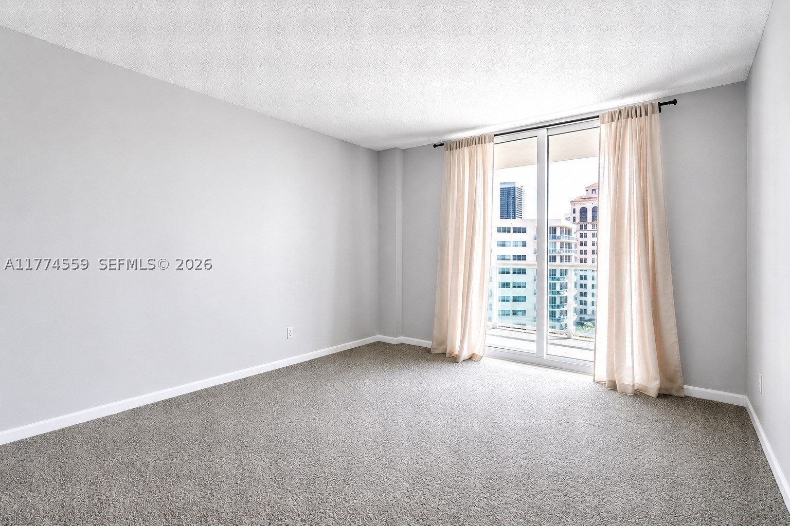 19390 Collins Ave 1614 Property Photo 16