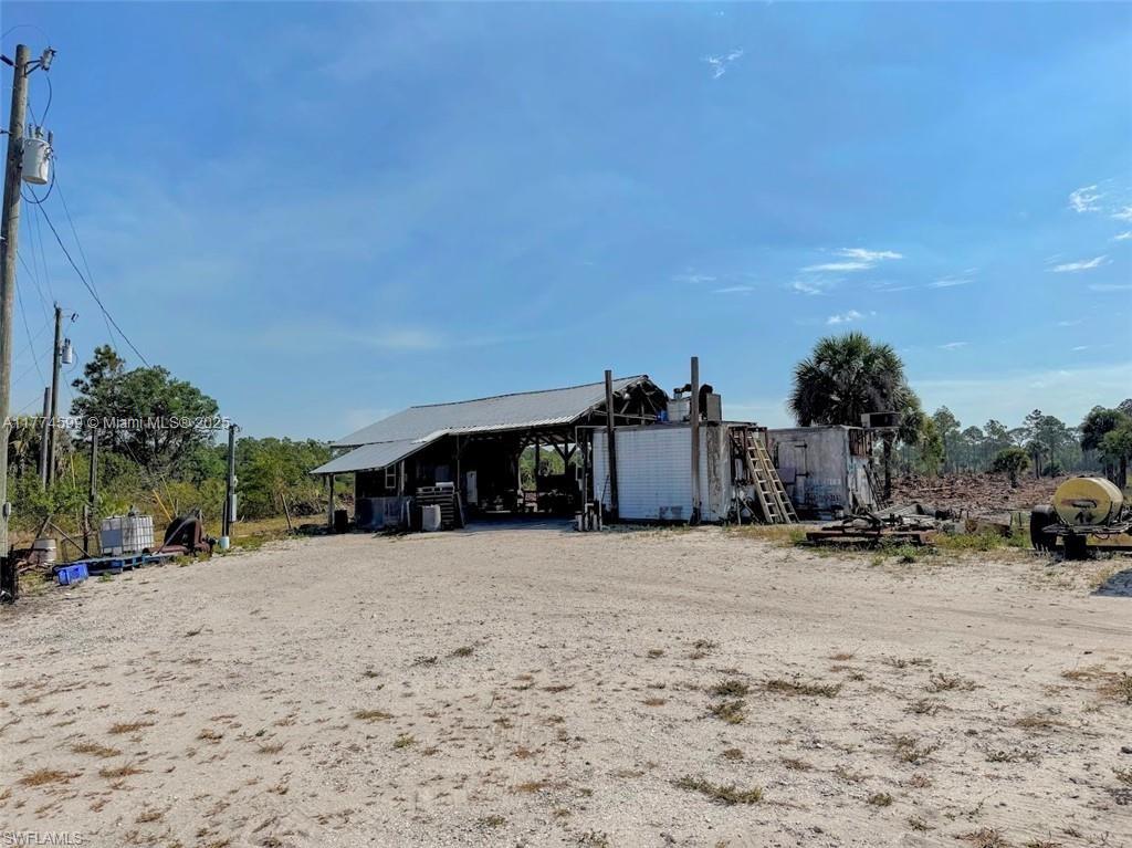 2521 Christopher Lane Property Photo 16