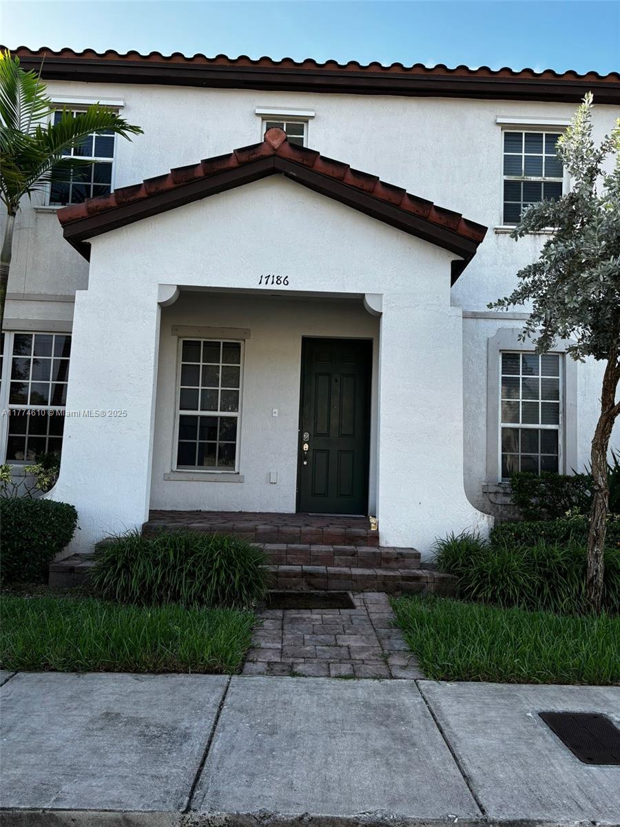 17186 Sw 93rd St 17186 Property Photo