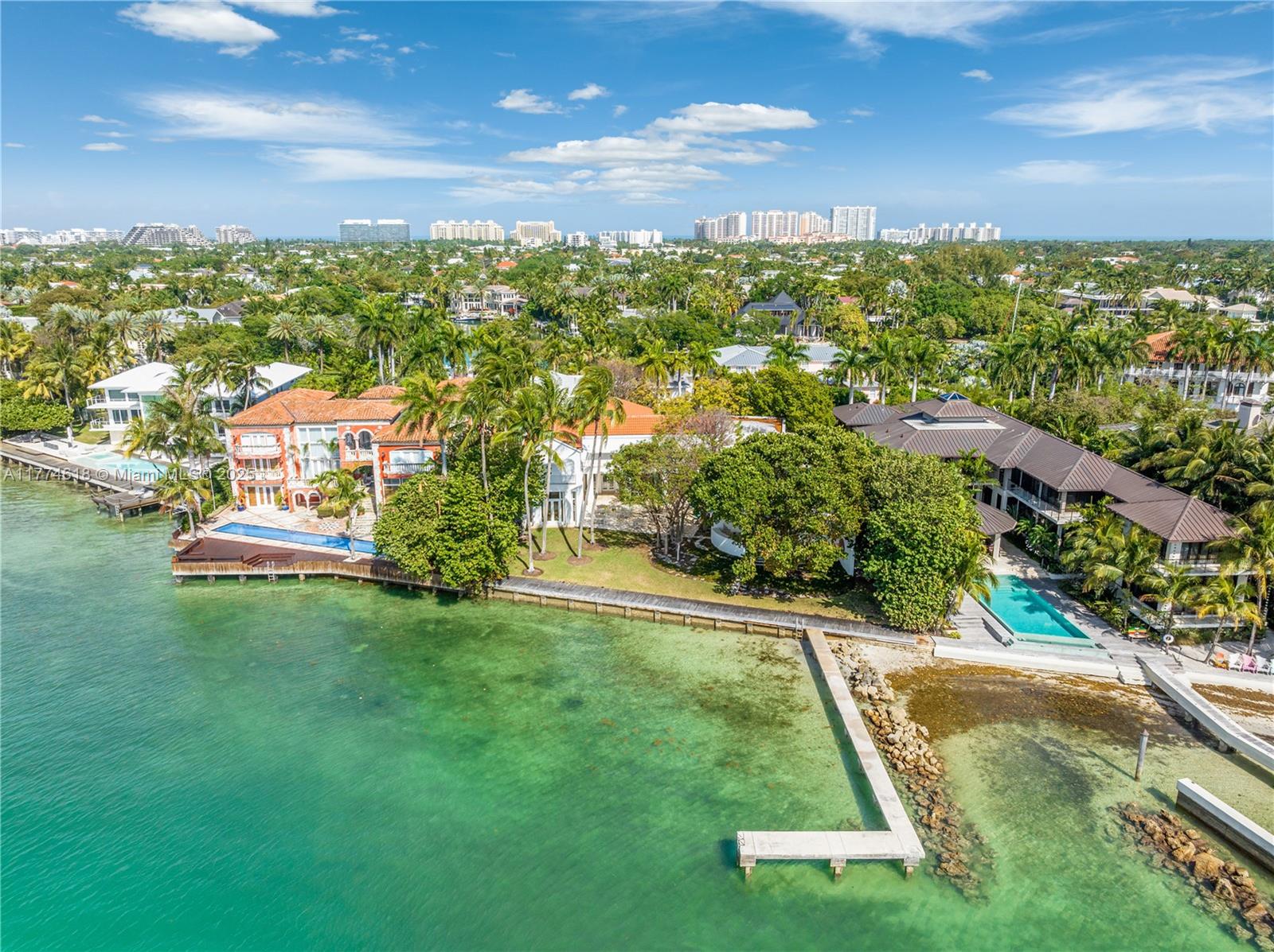 5 Harbor Pt Property Photo