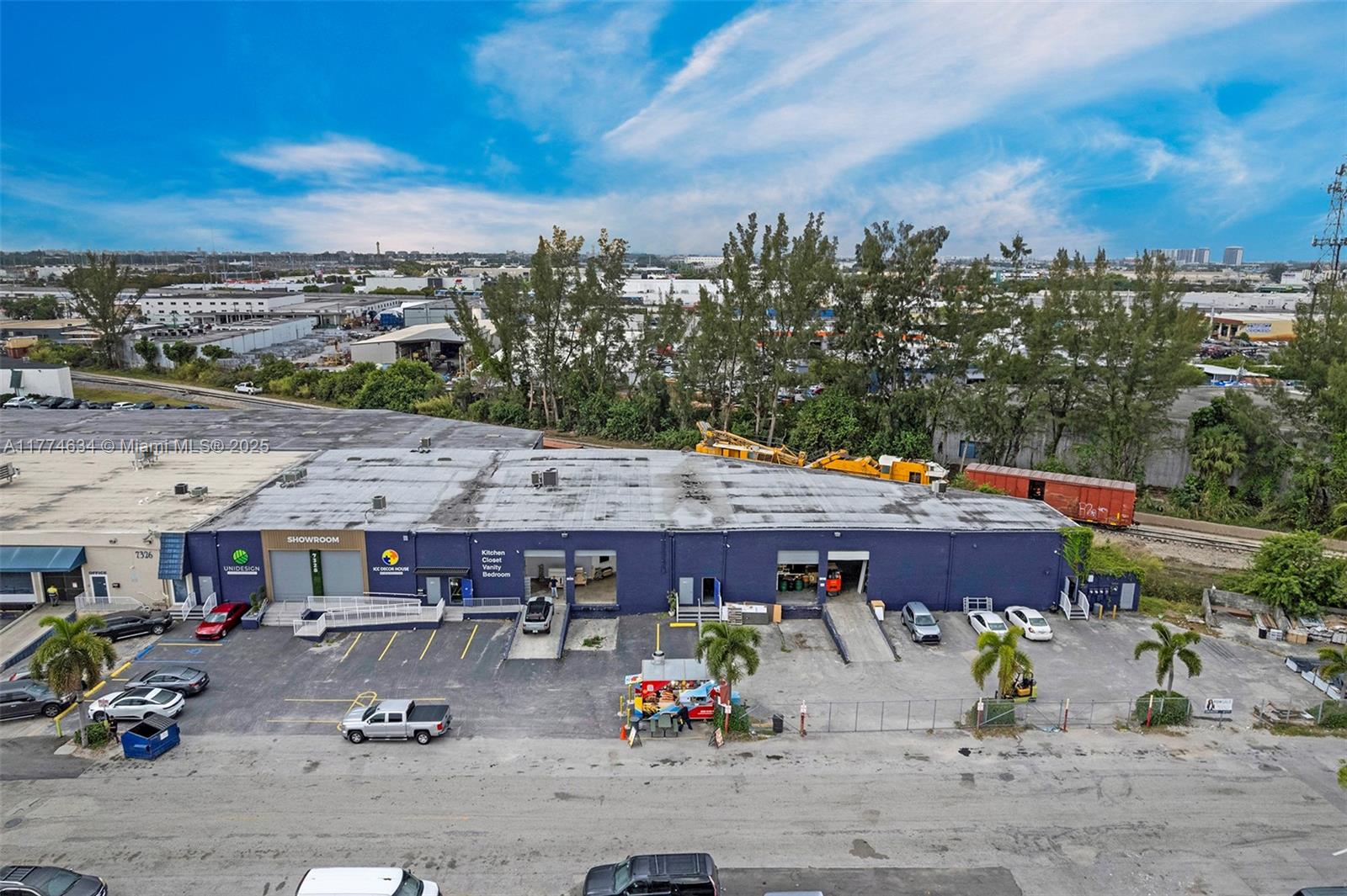 A11774634 Property Photo