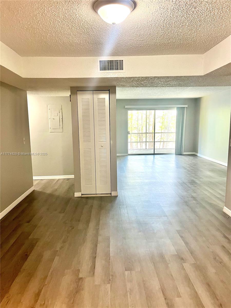 4575 S Texas Ave 307 Property Photo 12