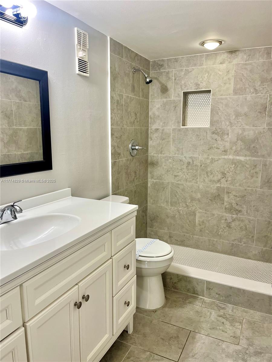 4575 S Texas Ave 307 Property Photo 27