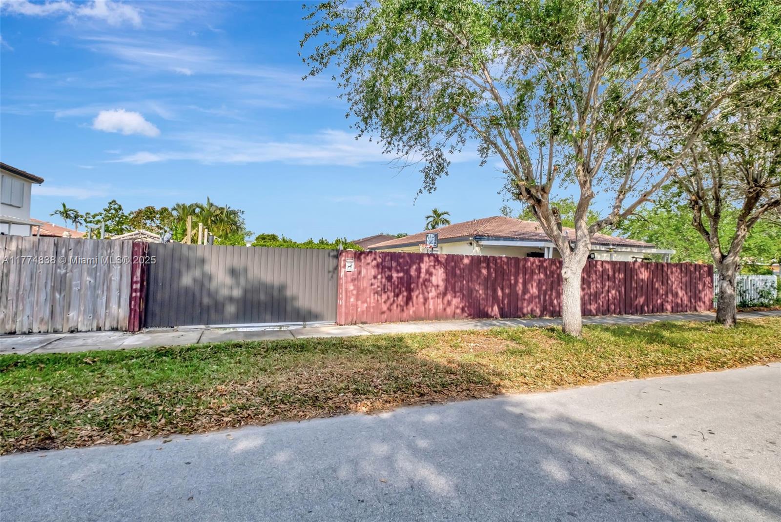 11318 Sw 244th Ter Property Photo 41