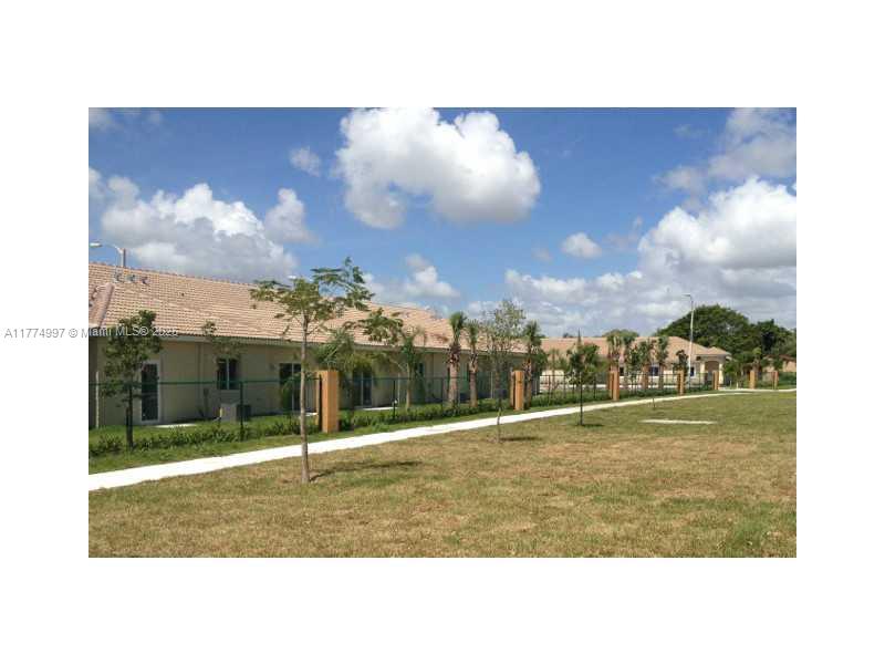 13228 Old Biscayne Blvd 1402 Property Photo 1