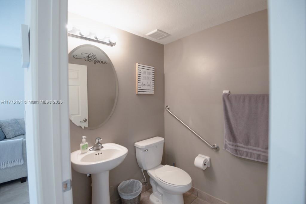 108 Se 34th Ter N/a Property Photo 13