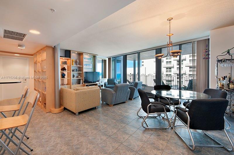 1500 Ocean Dr 705 Property Photo