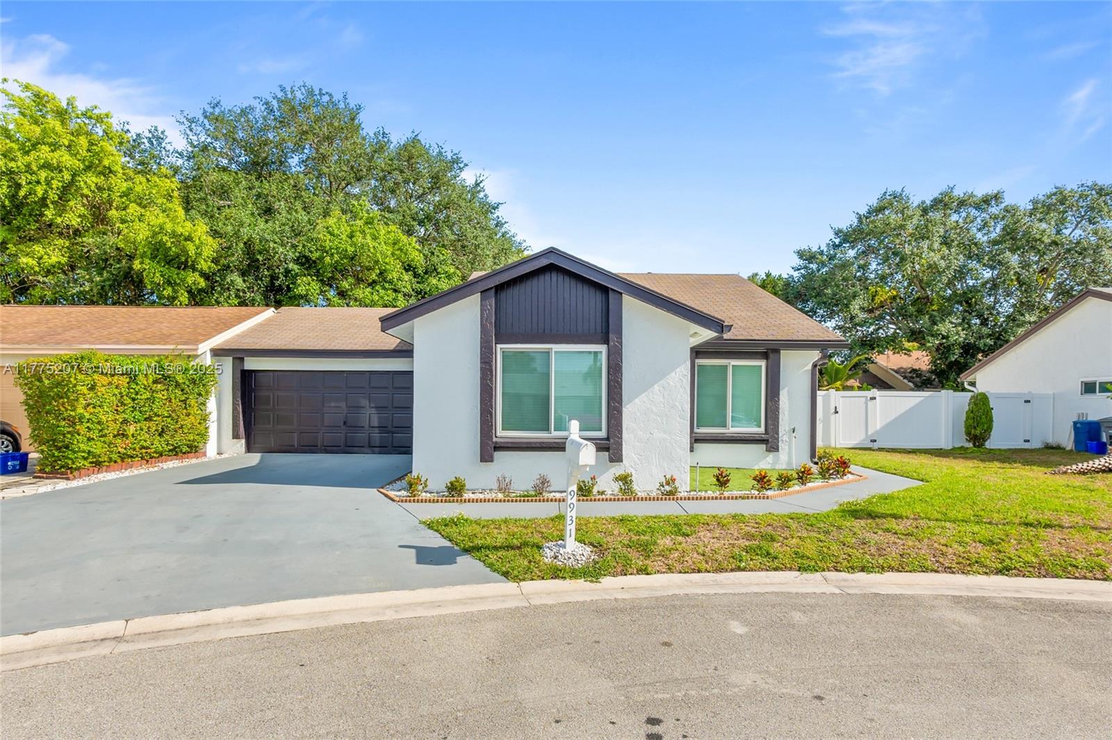 9931 Pinellas Park Rd Property Photo