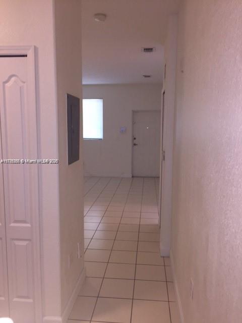 1658 Se 28th Ct 105 Property Photo 9