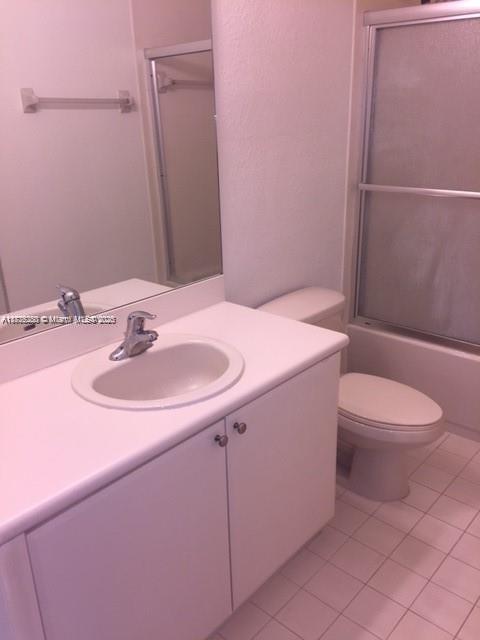 1658 Se 28th Ct 105 Property Photo 17
