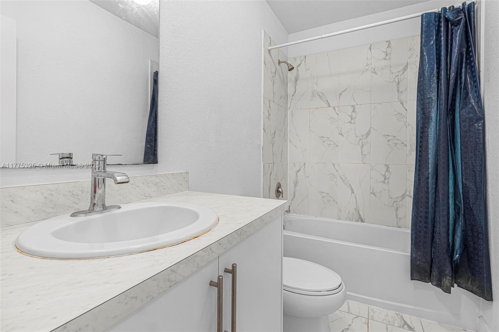 417 Nw 12th Pl # Property Photo 16