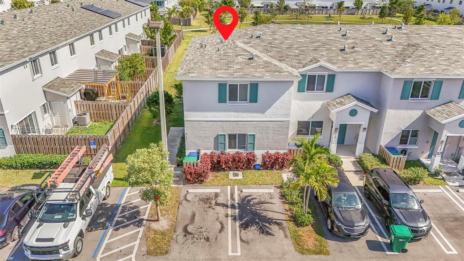 417 Nw 12th Pl # Property Photo 18