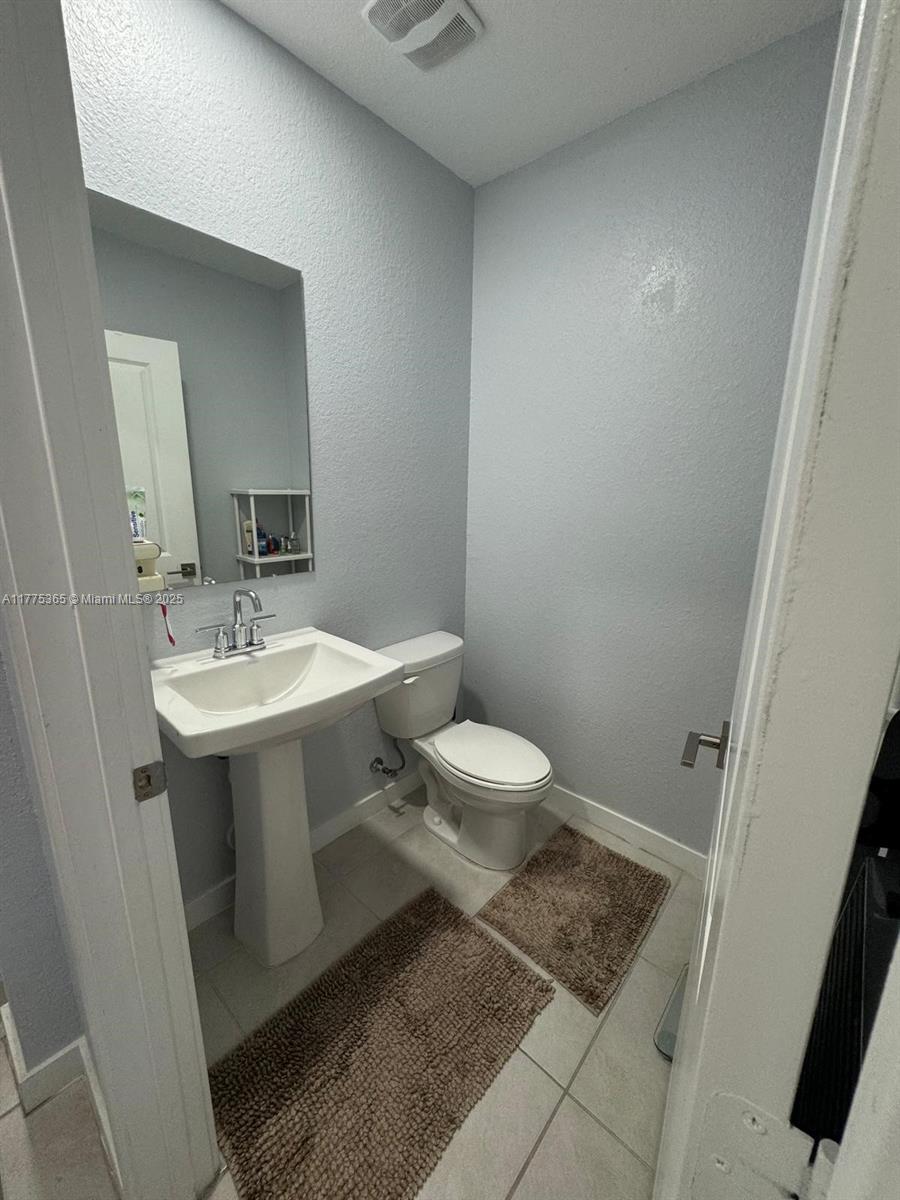 465 Ne 5th Pl 465 Property Photo 6