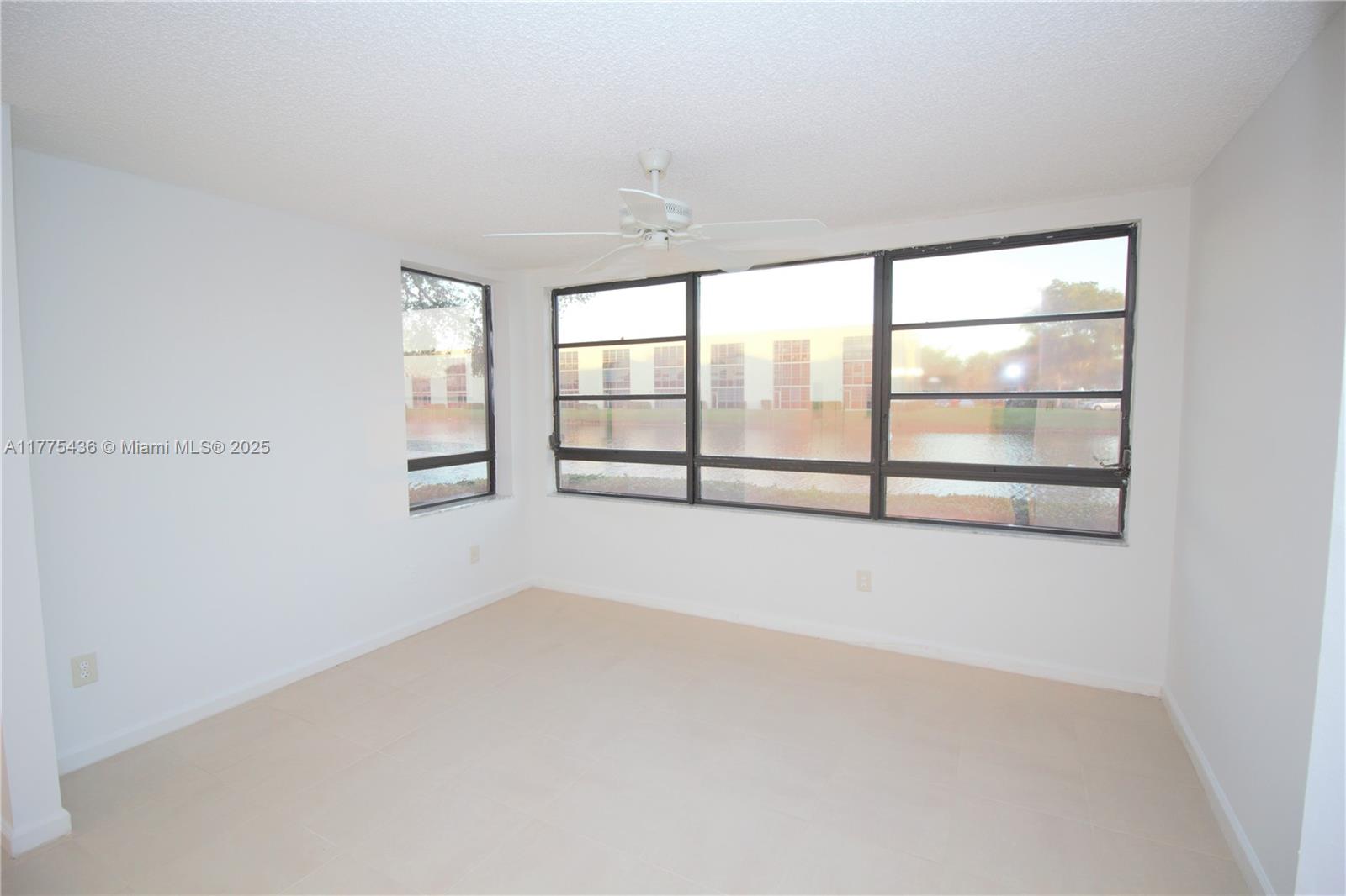 10312 E Clairmont Cir 107 Property Photo 17