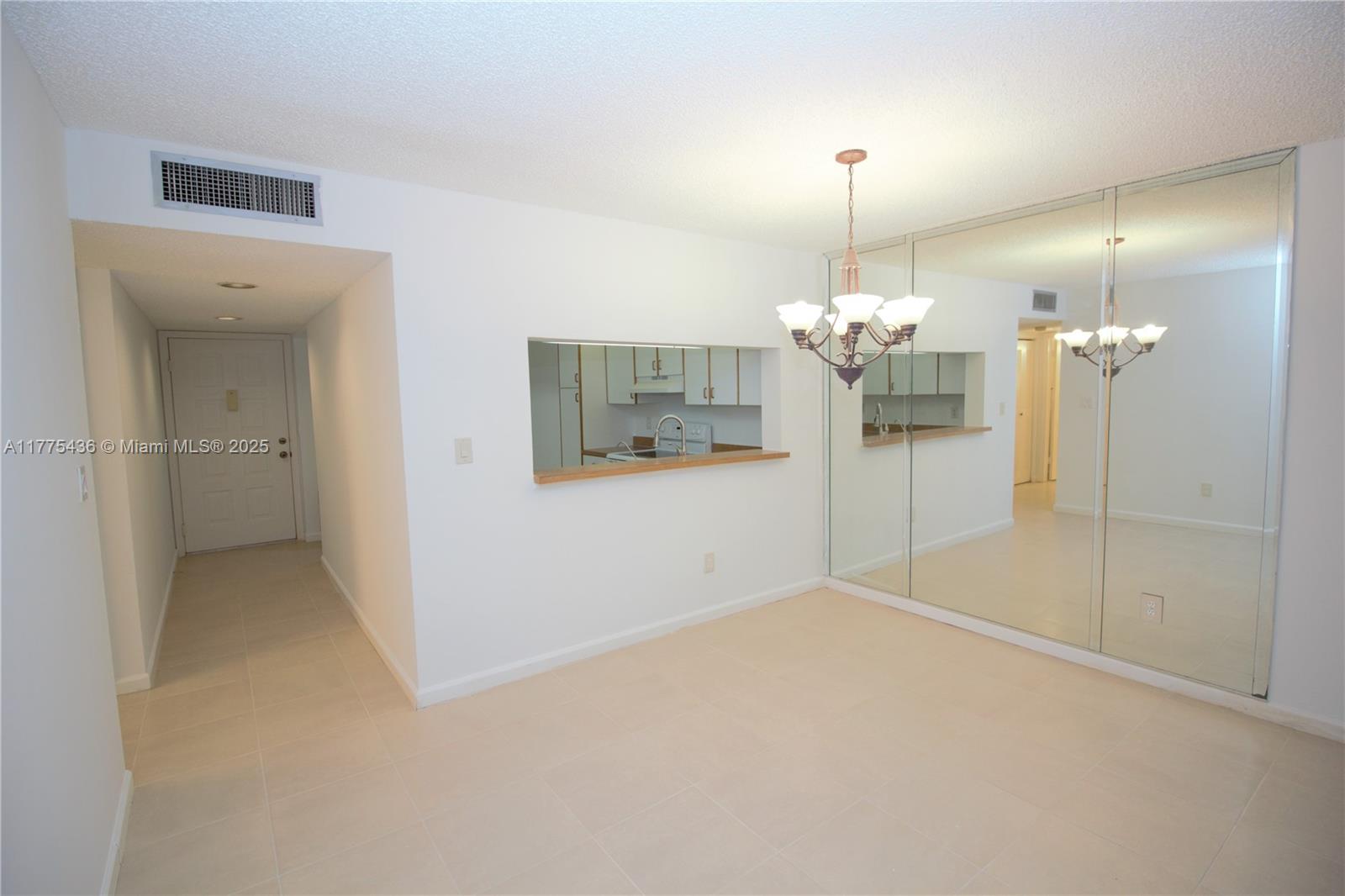 10312 E Clairmont Cir 107 Property Photo 27