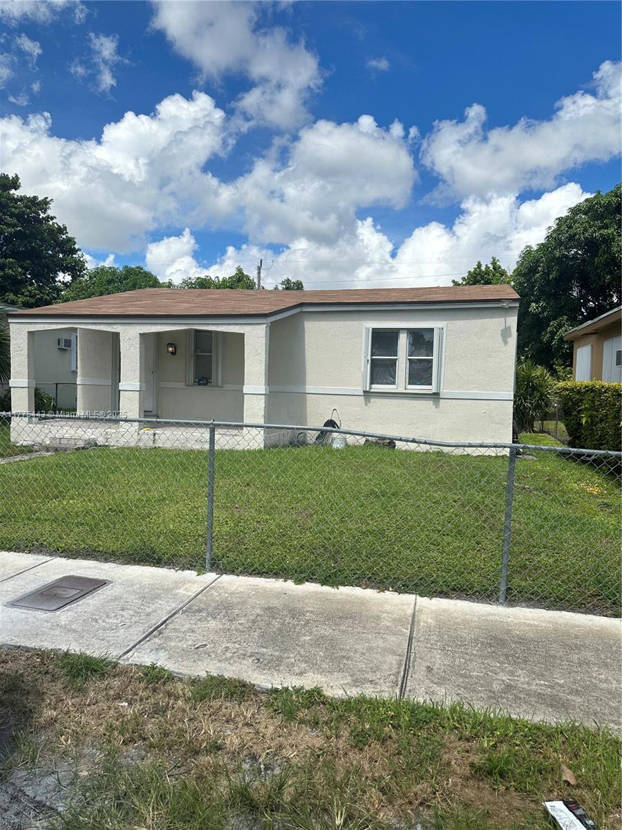 1819 Nw 57th St Property Photo