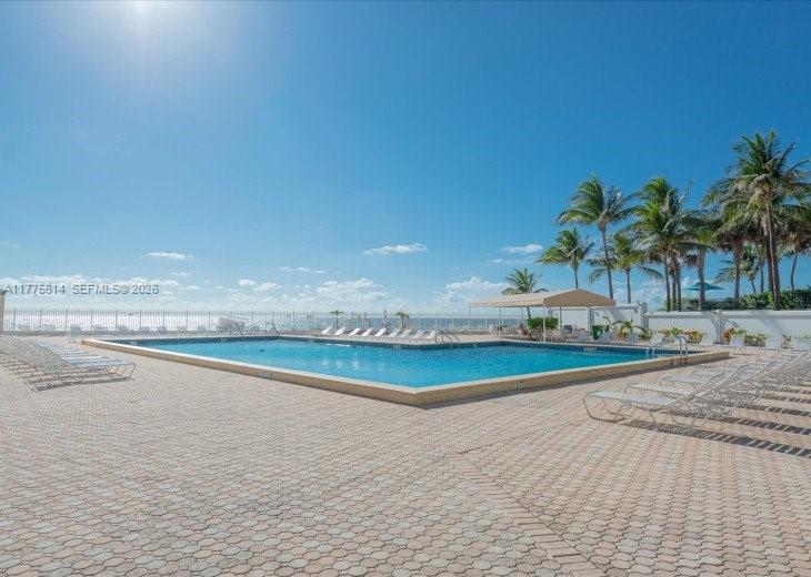 3505 S Ocean Dr 1421 Property Photo 17