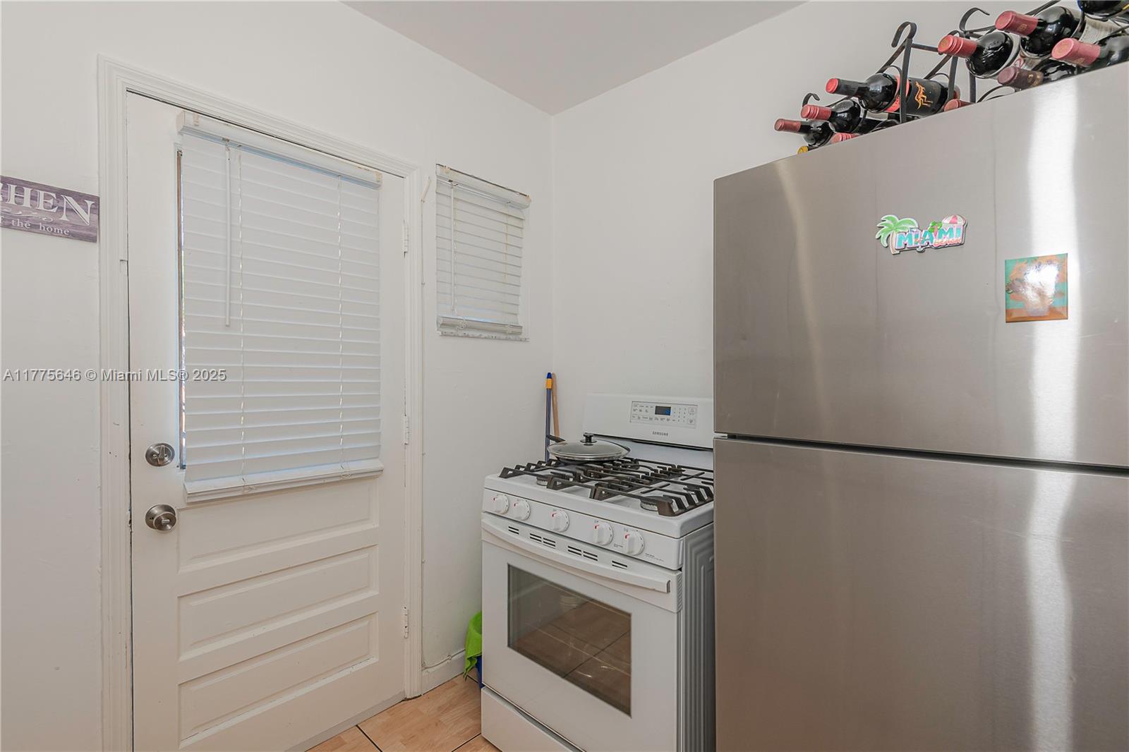 655 83rd St 55 Property Photo 10