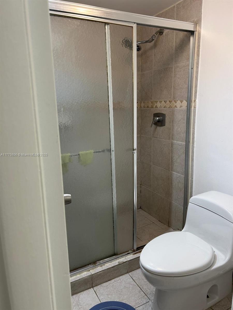 17890 W Dixie Highway 714 Property Photo 12