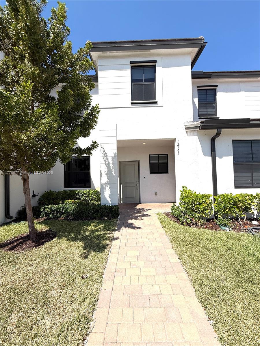 12961 Sw 233rd Ter 12961 Property Photo 3