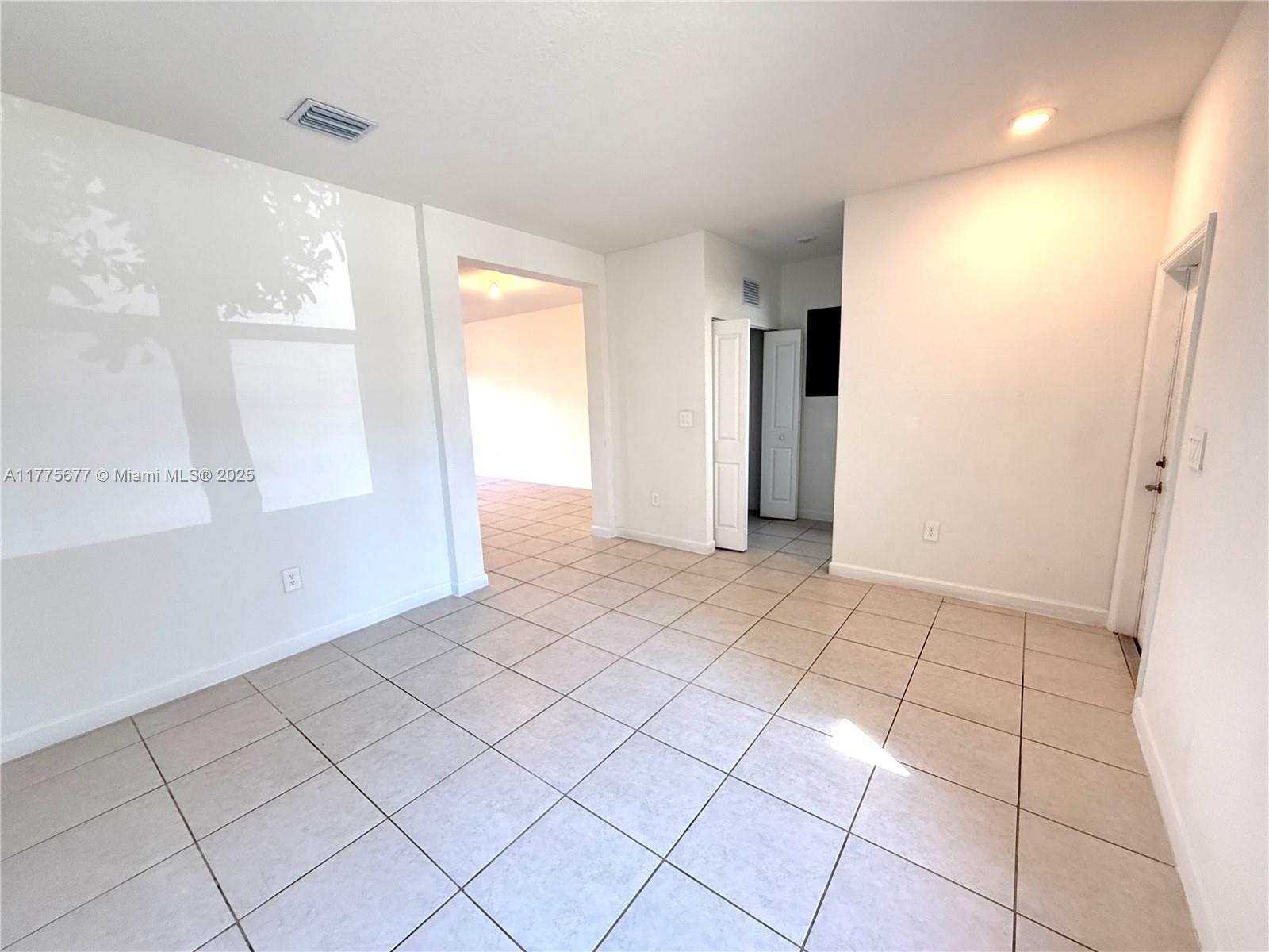 12961 Sw 233rd Ter 12961 Property Photo 6