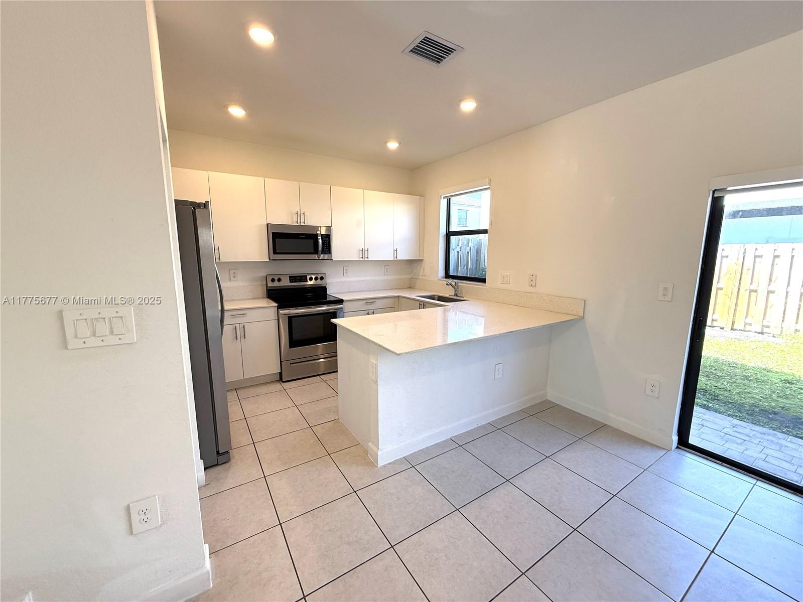 12961 Sw 233rd Ter 12961 Property Photo 8