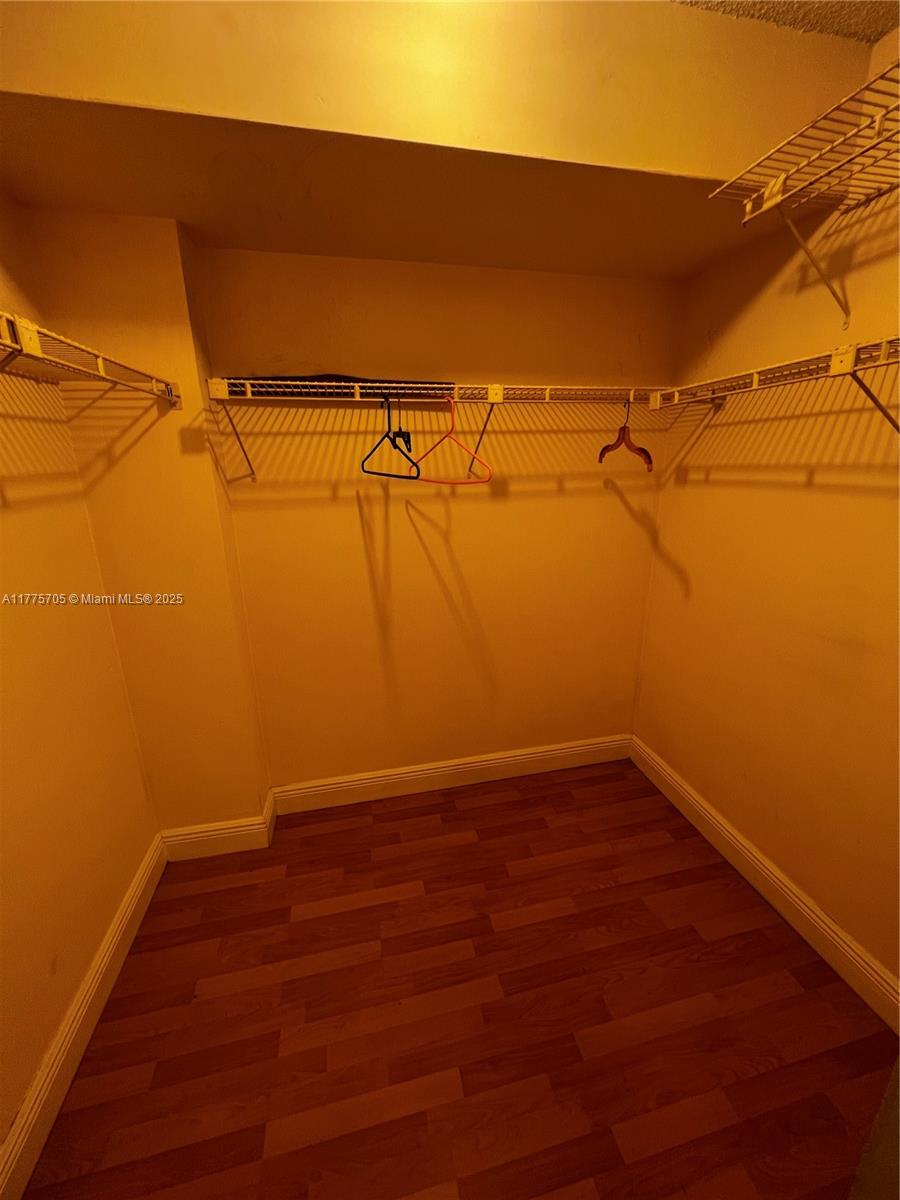 447 Ne 195th St 309 Property Photo 6