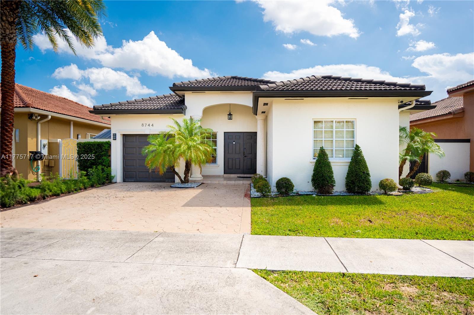 8744 Nw 147th Ln Property Photo